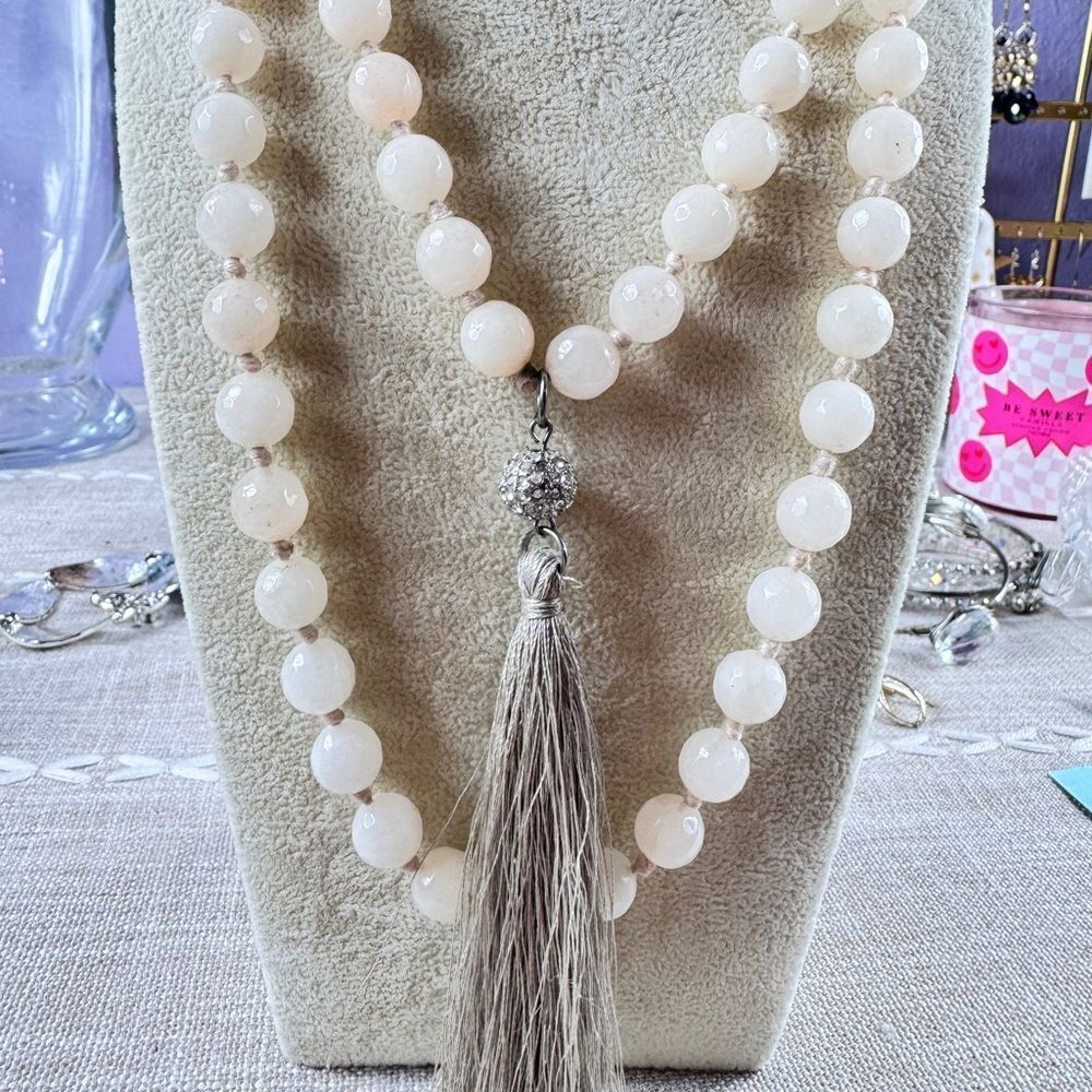 Rose Quartz Hand Knotted  Beaded Necklace - Picture 10 of 11